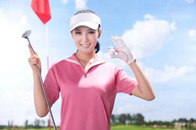 10代の女性ゴルファーの画像